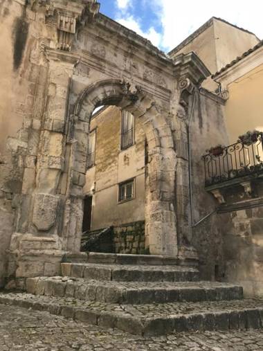 Holiday Rooms Portale Pirrera