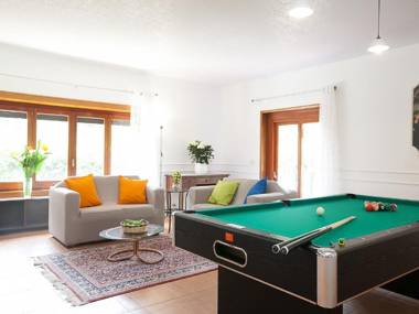 Villa near the sea with private pool and air conditioning