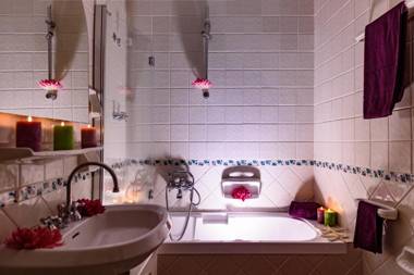 Vicaria by AMALFIVACATION