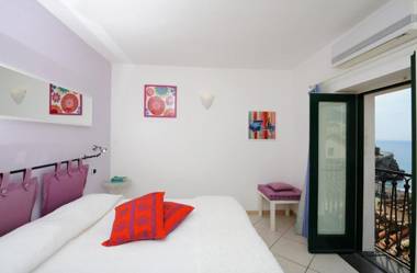 Fruit Flats by AMALFIVACATION