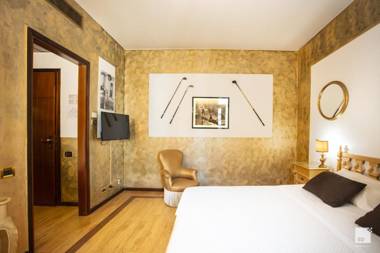 Admiral Hotel