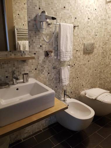 Easy Milano - Rooms and Apartments Navigli