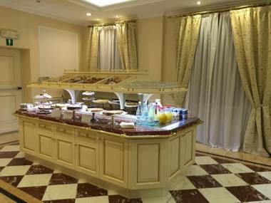 Andreola Central Hotel