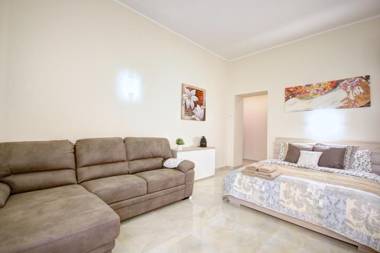 Firenze Apartment