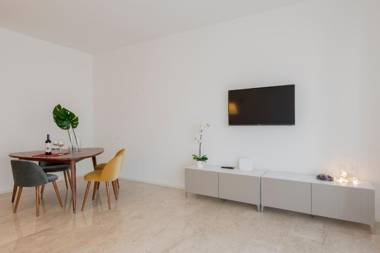 Mila Apartments Via Savona