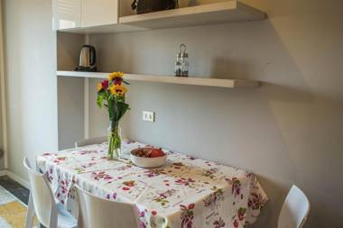 Adelaide Central Apartment