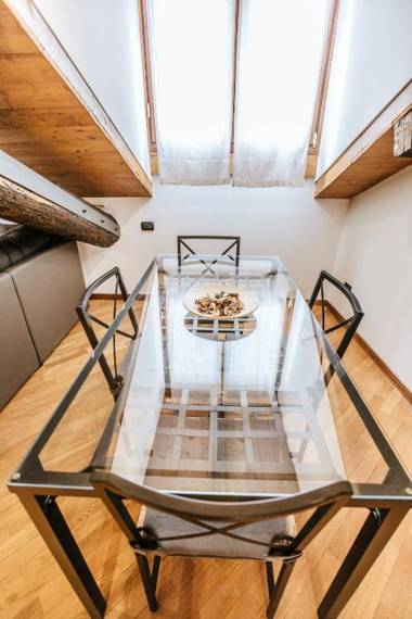 Brera Flat Near Duomo