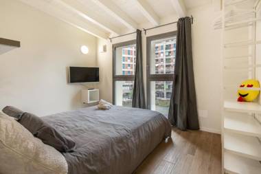 Alessia's Building- Affori FN