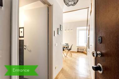 Modern Simplicity in Milan Centre