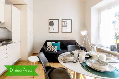 Modern Simplicity in Milan Centre