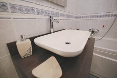 Orea Spiti - Charming Flat & Canal View Few steps from Movida