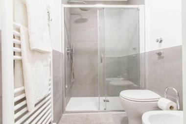 Compact and charming studio Porta Venezia