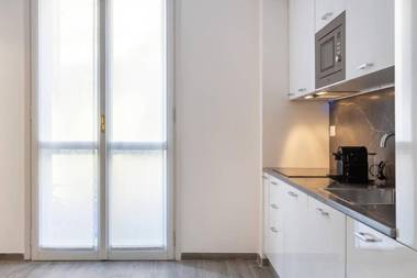 Modern and new flat in Duomo area