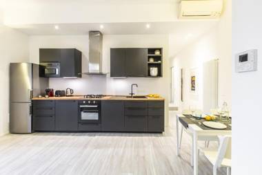 Maciachini Bright Apartment R&R
