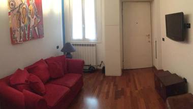 Stunning apt in the design district