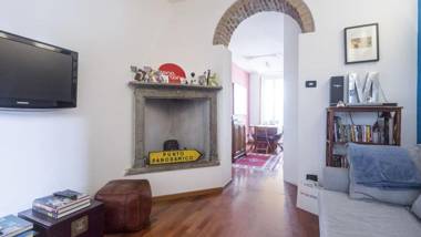 Stunning apt in the design district