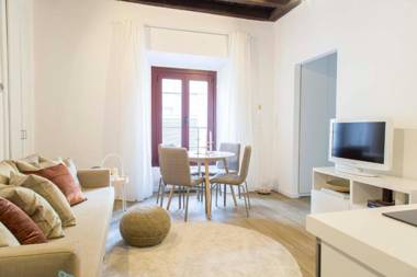 The Magnificent apartment (Bocconi)
