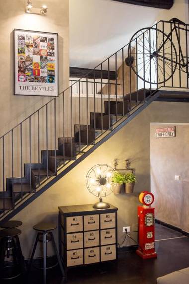 Industrial Apartment Near Duomo