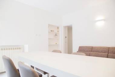 Brand new and fully furnished apt