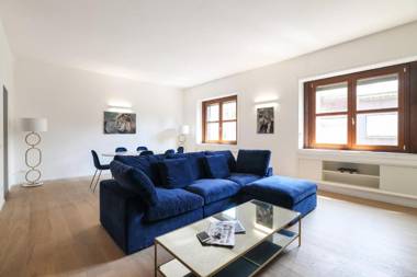 Contempora Apartments - Turati 4 Bedrooms Apartment
