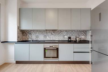 Easylife - Cozy & Comfy apt in design district