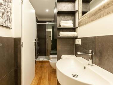 easyhomes - Vincenzo Monti