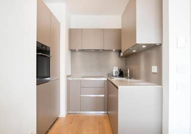 easyhomes-Central Tower