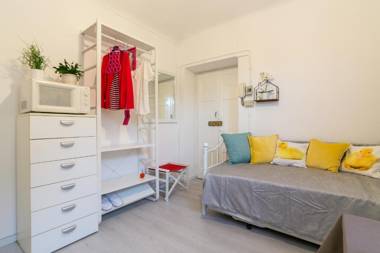 Commenda White Studio