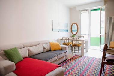 Cozycolourful Flat Close To Bocconi University