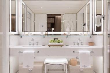 Portrait Milano - Lungarno Collection