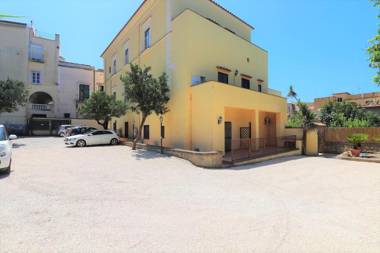 Flowers apartments & rooms