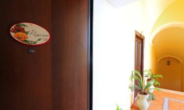 Flowers apartments & rooms