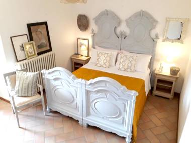 2 bedrooms appartement with shared pool enclosed garden and wifi at Lisciano Niccone