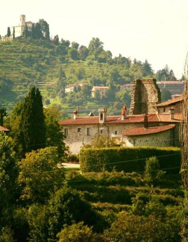 Castello di Cernusco Lombardone