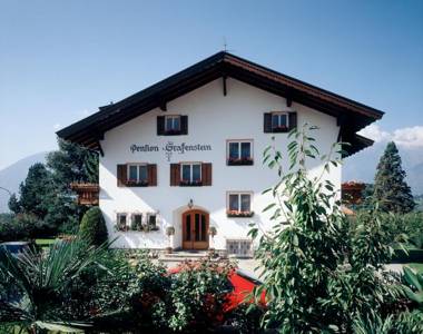 Guesthouse Pension Grafenstein
