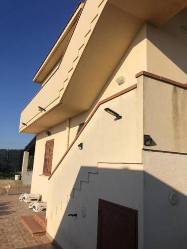 3 bedrooms appartement at Menfi 400 m away from the beach with sea view enclosed garden and wifi