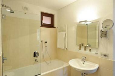 La Perla Di Sonenga - Giardino