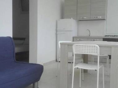 Three-room holiday home with air conditioning and private parking - Torre dellOrso