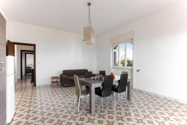 Casa vista mare spiaggia 4 camere 2 bagni m115