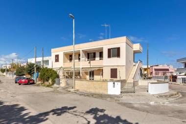 Carlotta's House by BarbarHouse