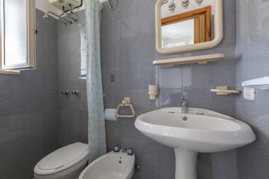 Sunnyside by BarbarHouse