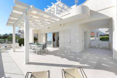 Villa Diamante by BarbarHouse