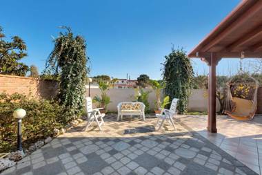 Villa Rosy by BarbarHouse