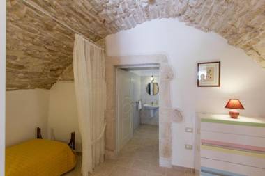 farm among olive trees w/ pool in Itria Valley