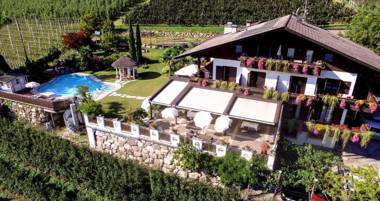 Hotel & Appartement Valtnaungut