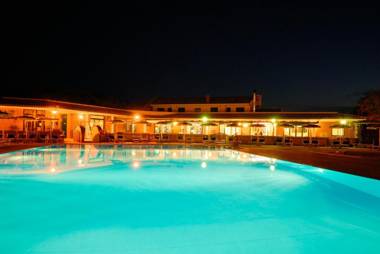 Villaggio Turistico La Cecinella