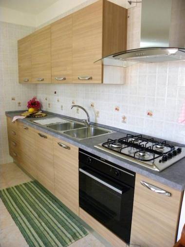 3 bedrooms appartement at Maratea 30 m away from the beach with sea view furnished balcony and wifi