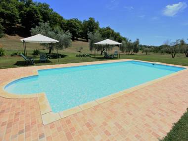 Stylish Apartment in Manziana with Swimming Pool