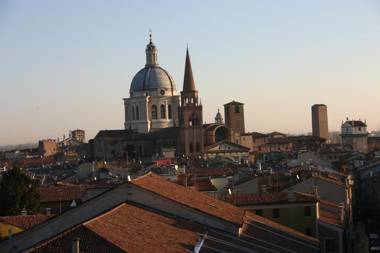 Hotel Italia City Center