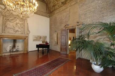 Palazzo Arrivabene B&B